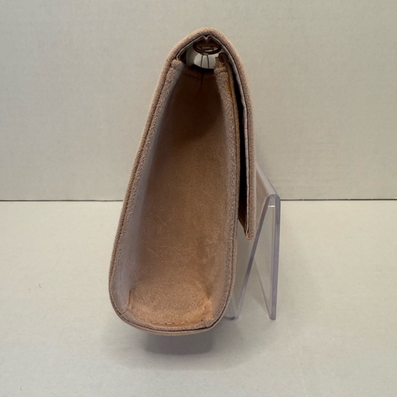 IXEBELLA Elegant Tan Women's Clutch - Picture 4 of 9